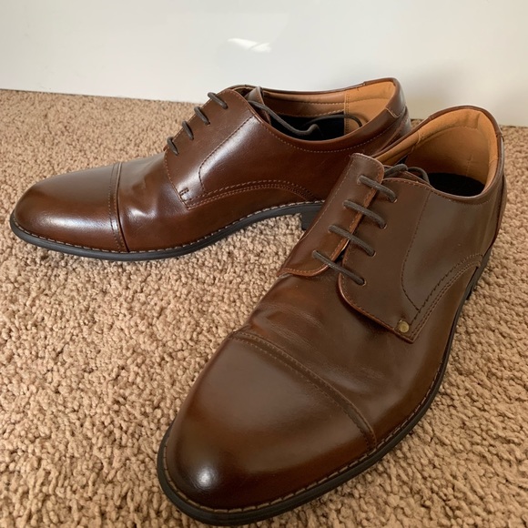 Dress Shoes - Picture 1 of 4